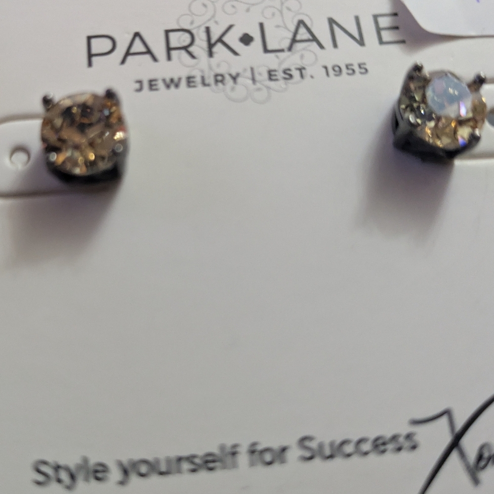 Park Lane Glow Impression Earrings
